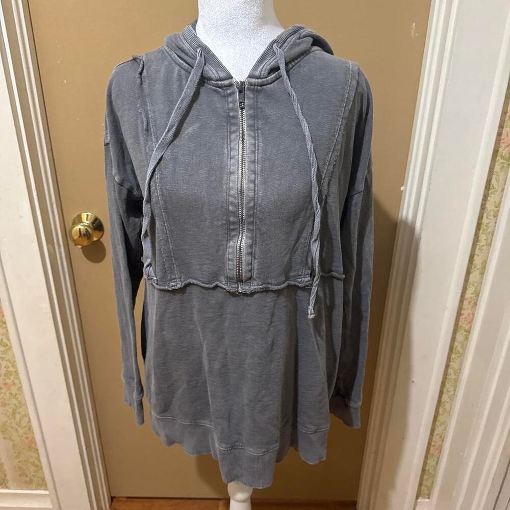 Gray zip up hoodie